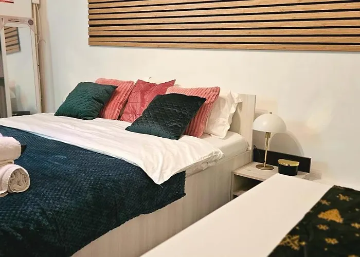 Tantra 5 King Filipescu * Bucarest